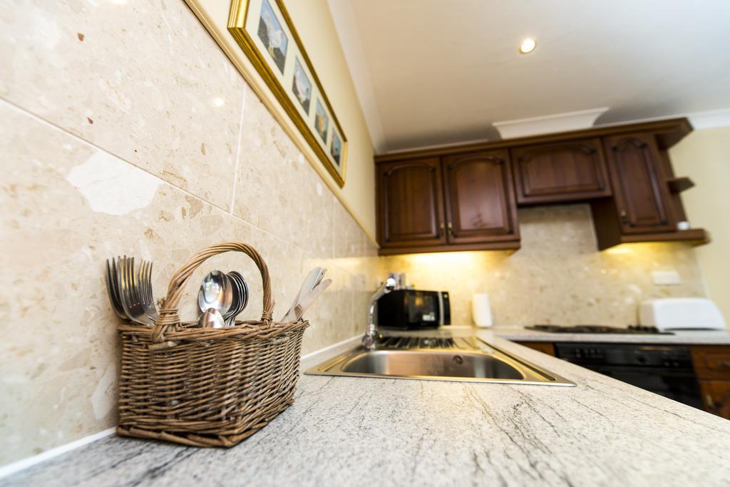 The Birchover Residences Darley Abbey Derby Exterior foto