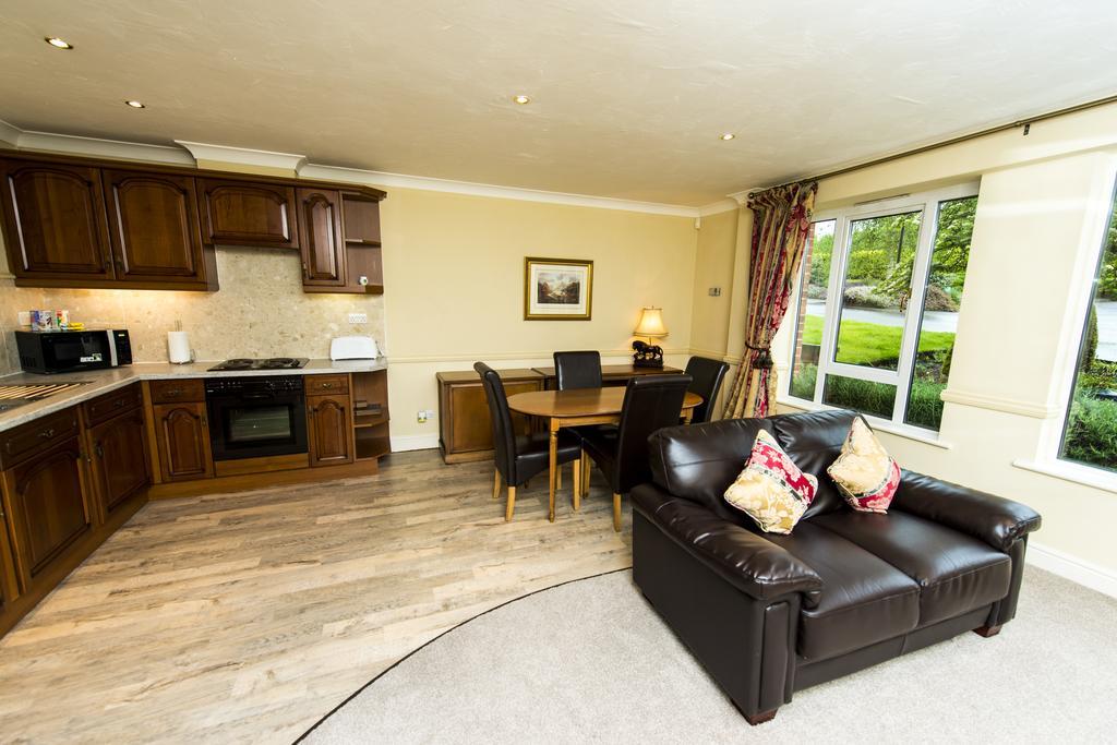 The Birchover Residences Darley Abbey Derby Exterior foto